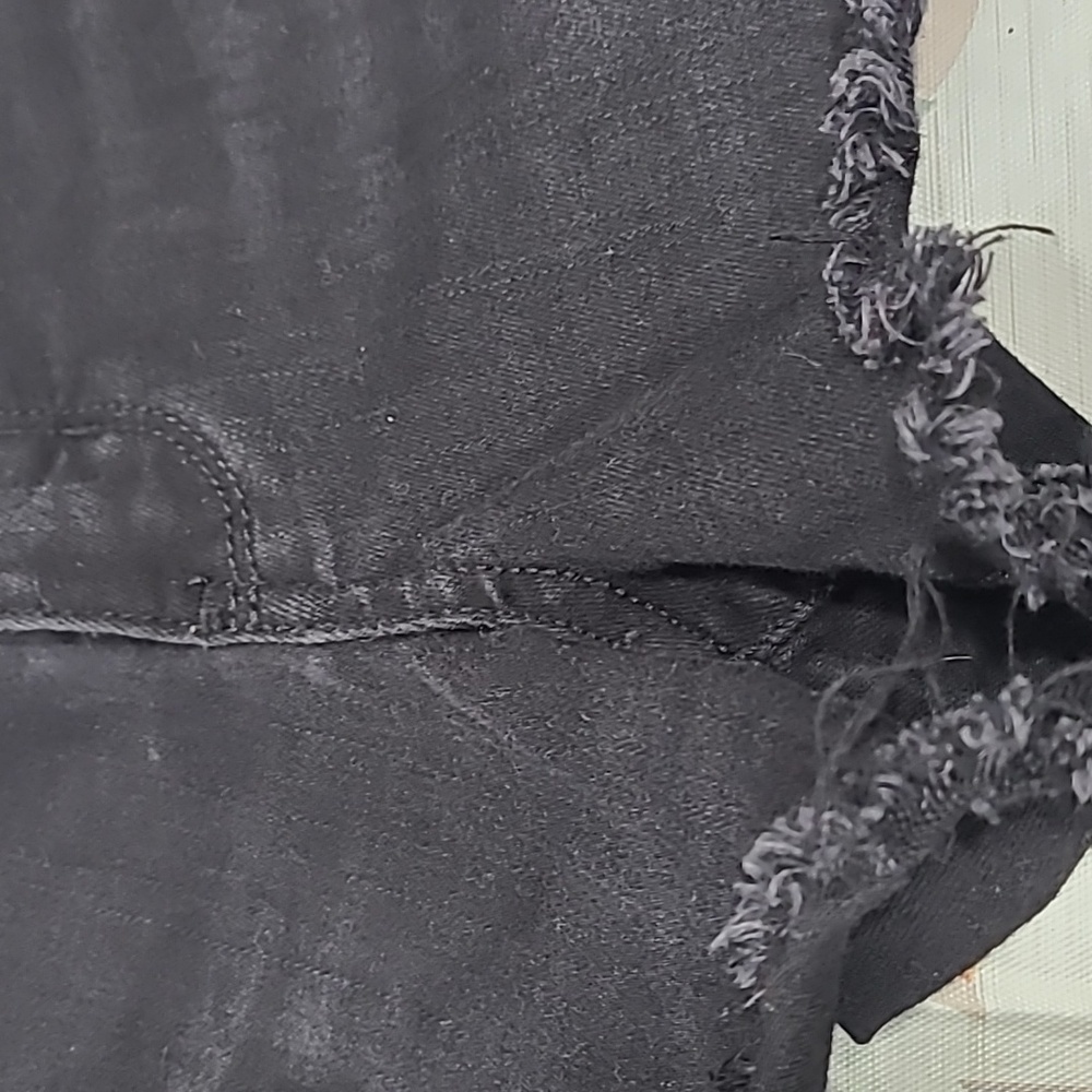 High Rise Curvy Shortie - Picture 4 of 6